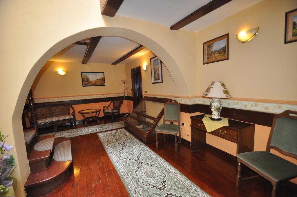 Garni -Hotel Barbakan Levoča Esterno foto