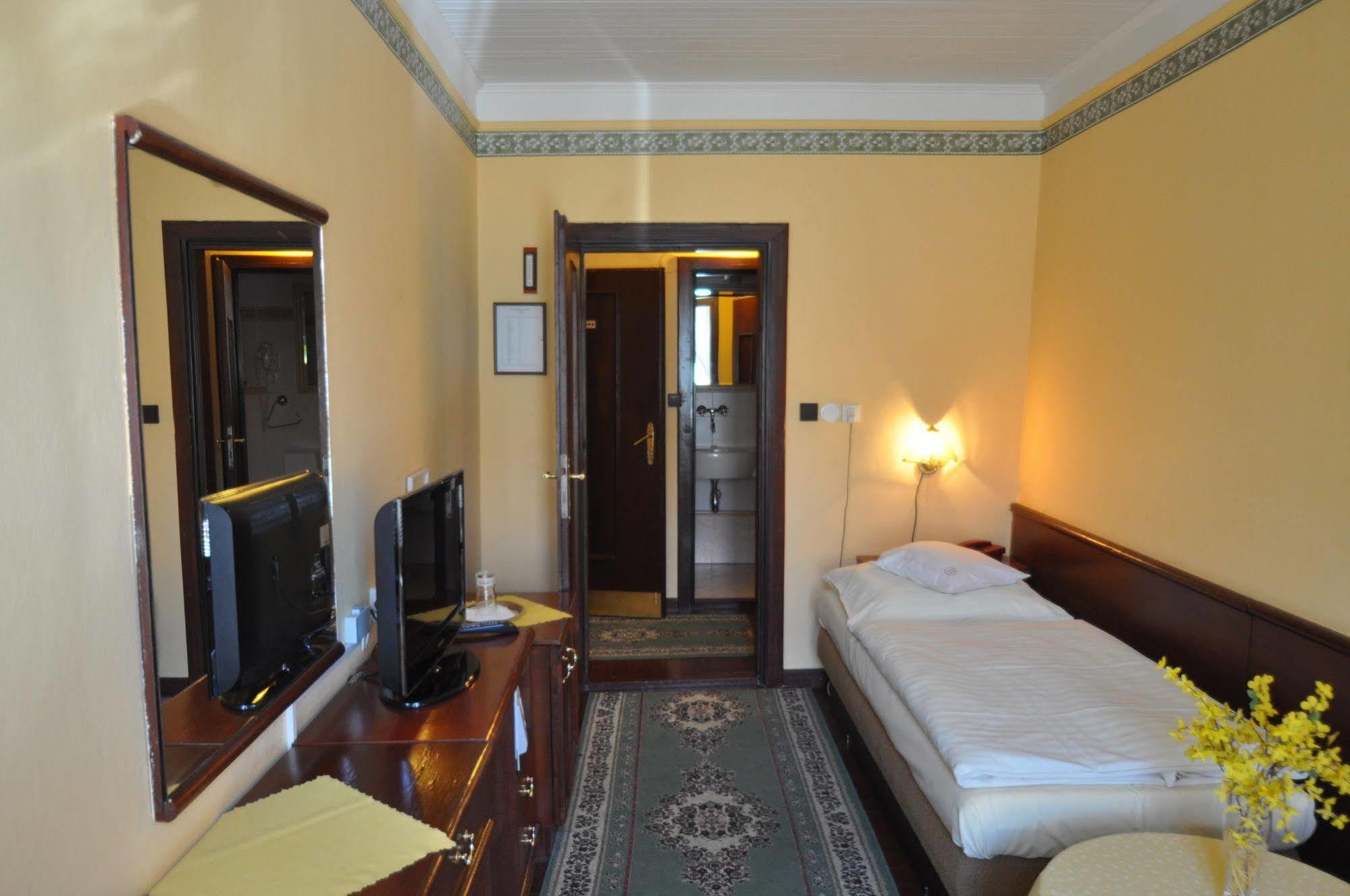 Garni -Hotel Barbakan Levoča Esterno foto