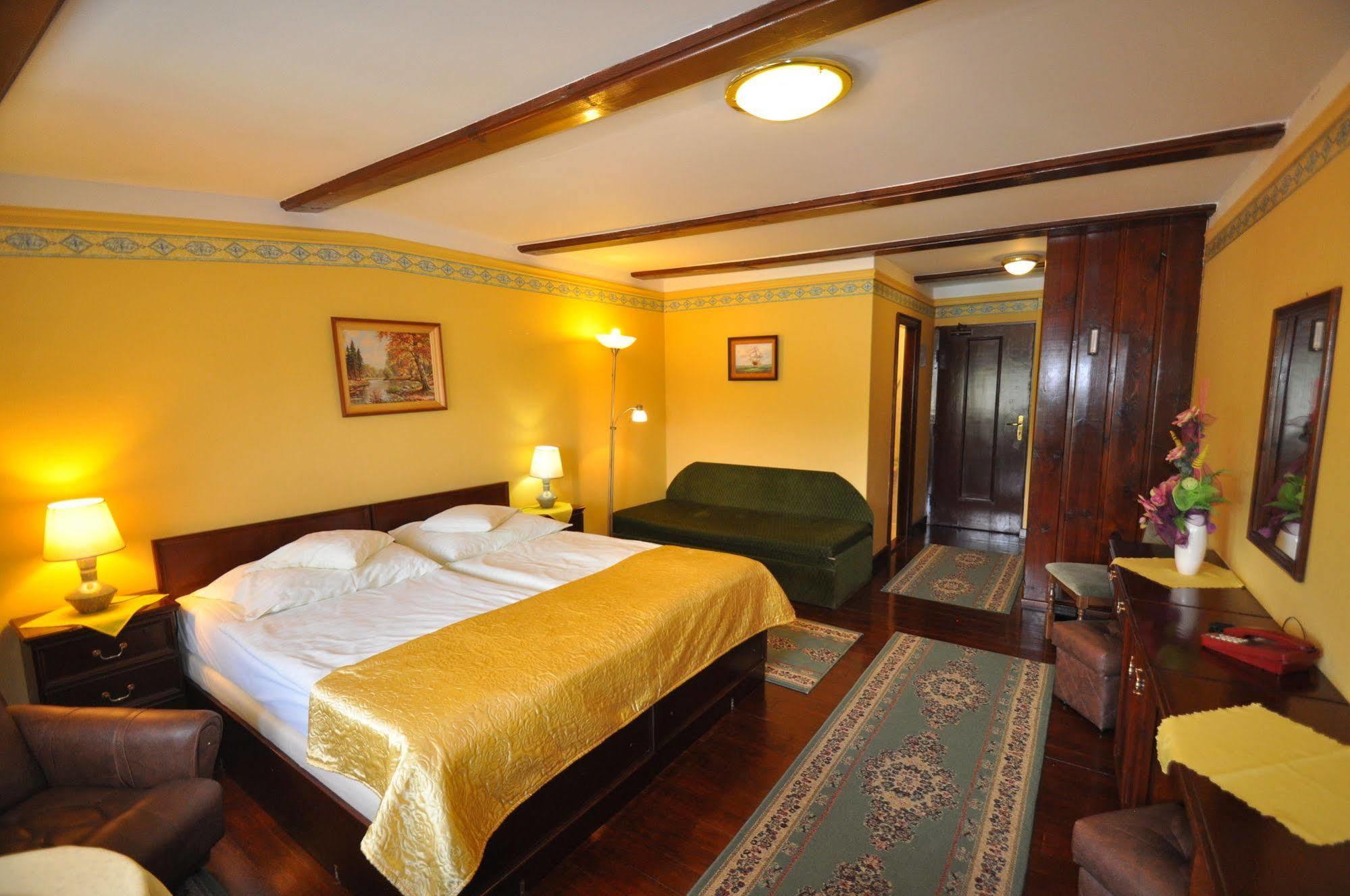 Garni -Hotel Barbakan Levoča Esterno foto