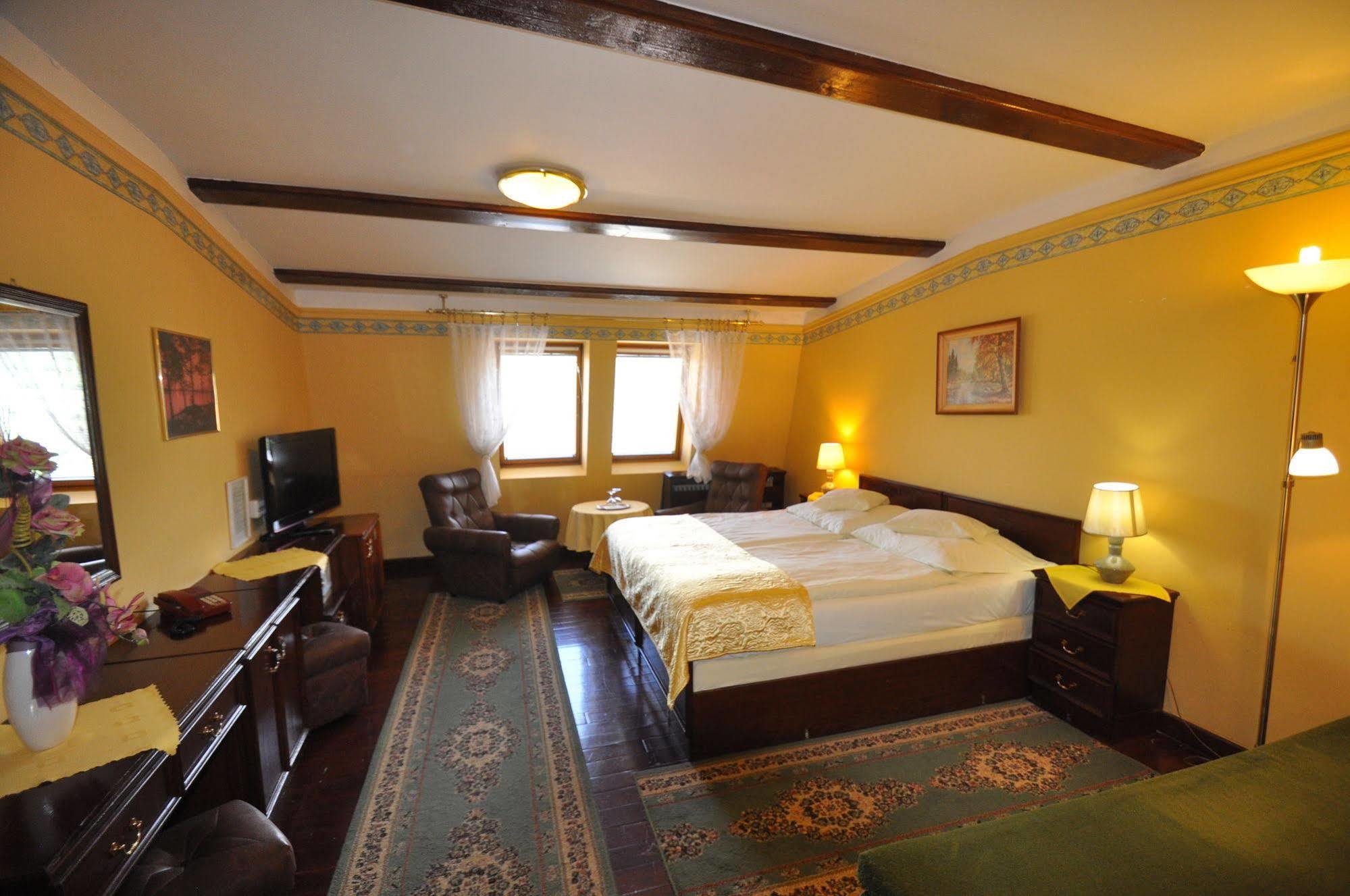Garni -Hotel Barbakan Levoča Esterno foto